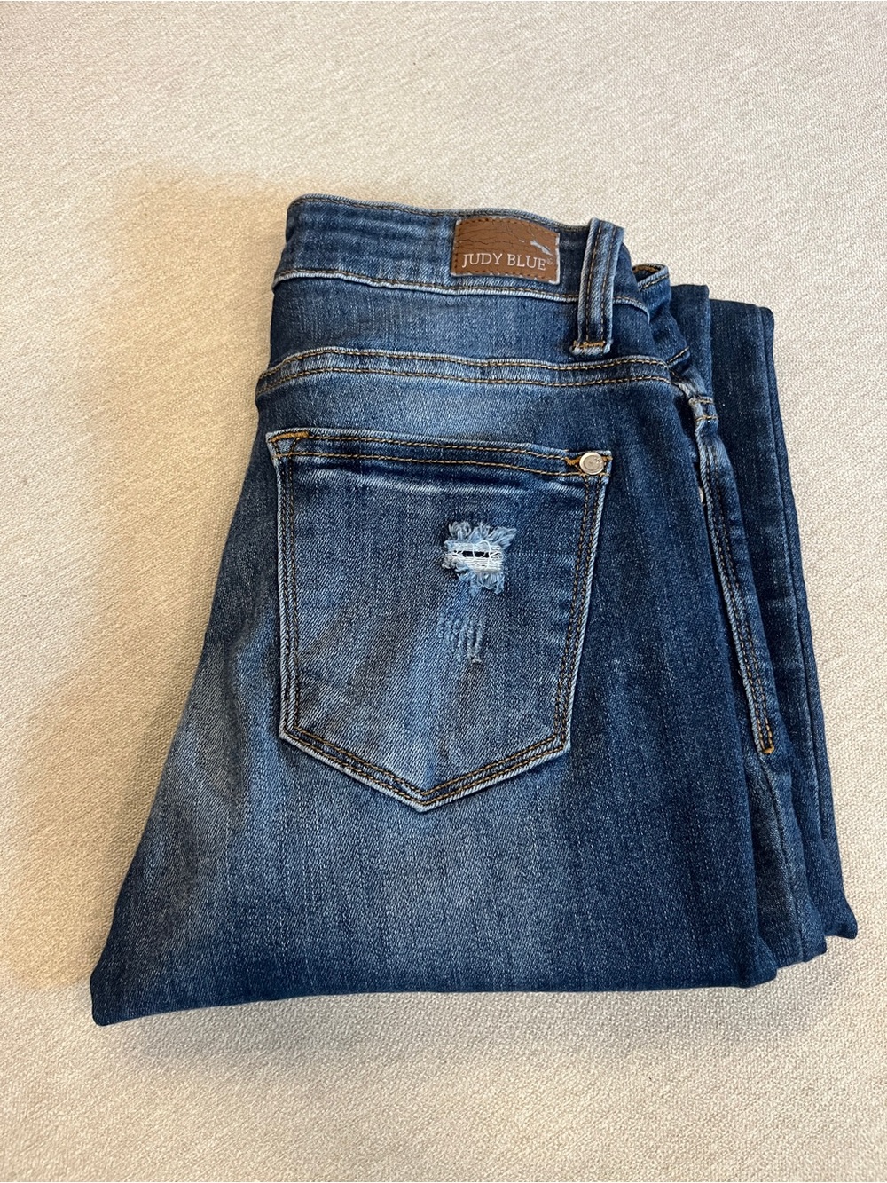 Judy Blue Medium-Dark Blue Straight Fit Distressed Jeans